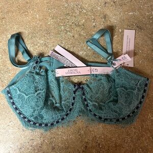 Victoria Secret Dream Angel Unlined 32C